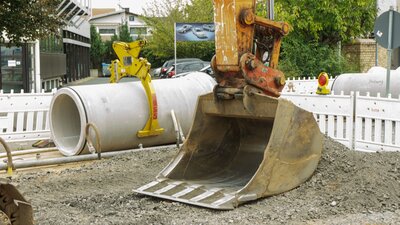 excavators-961710_1920_hans-rohmann_pixabay.jpg
