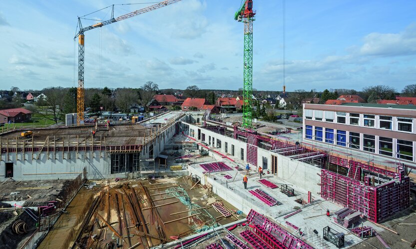 schulzentrum-am-goldbach-02-peri-300cmyk.jpg