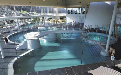 Das von KRIEGER Architekten | Ingenieure GmbH geplante Erlebnisbecken der Silvrettatherme in Ischgl.