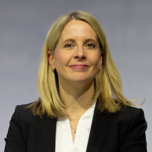 Hubertz-Verena_BMWSB_DIB-q.jpg Hubertz-Verena_BMWSB_DIB-q.jpg