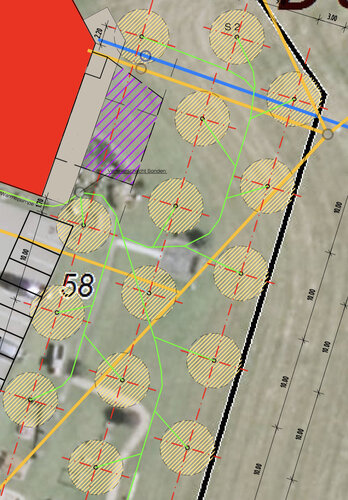 Standpunkte Geothermie-Sonden Im Abstand von 10 m wurden auf dem Hotel-Grundstück 23 Geothermie-Sonden in 160 m Tiefe platziert. Mit ihnen können 68 % des Wärmebedarfs gedeckt werden.