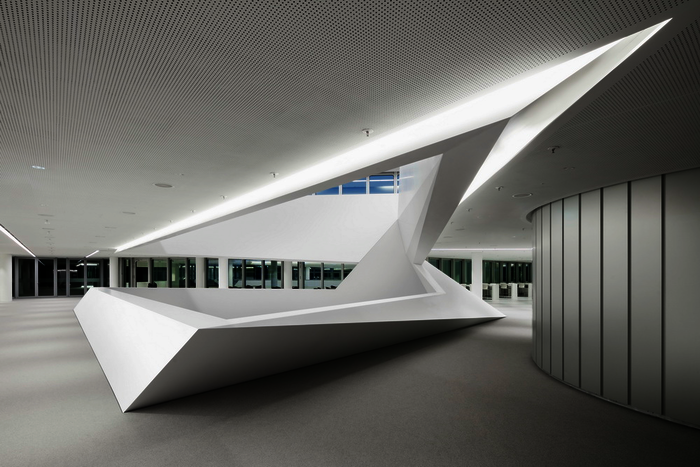 HVB-Tower – Fotografien von HG Esch.