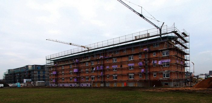 Erstes aus Ziegeln monolithisch erbautes Passivhaus mit 62 Apartments in Kelsterbach am Frankfurter Flughafen