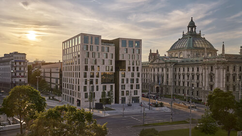 250317_Koenigshof__a_Luxury_Collection_Hotel__Munich__Exterior_Afternoon.jpg