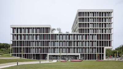 Universität Augsburg: Neue Medizingebäude erhalten markante Keramikfassade
