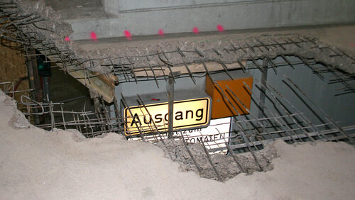 Parkhaussanierung_Chloridkorrosion_an_einer_Geschossdecke.jpg