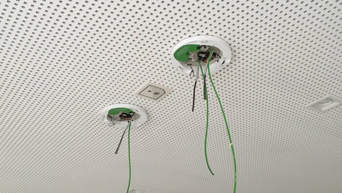 LiFi_Installation_2.jpg