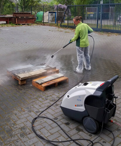 Neue Doktorarbeit zu Betonqualität und Anti-Graffiti-Schutz Neue Doktorarbeit zu Betonqualität und Anti-Graffiti-Schutz