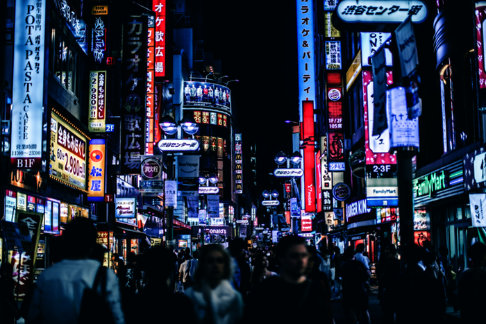 crop_andre-benz-256762-unsplash.png