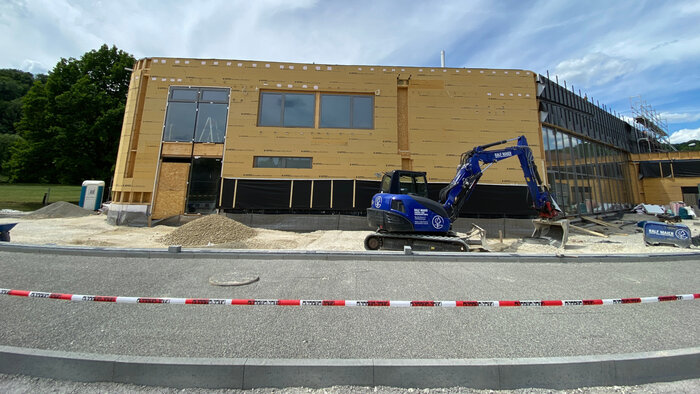Tübinger Feuerwehrhaus setzt auf nachhaltige Holzkonstruktion