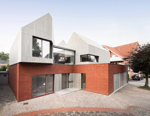 das Haus aus Häusern Frontansicht 