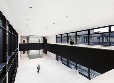 Ken_Schluchtmann__diephotodesigner_HDI_DIB_062021_Cyberschaeden.jpg