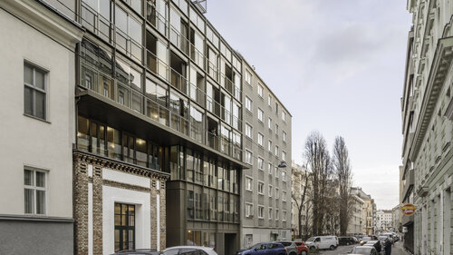 250603_solarlux-schiebesystem-proline-s-mega.jpg