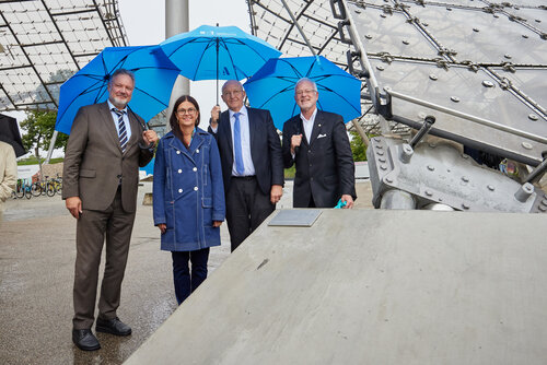 Enthüllung der Ehrentafel "Historisches Wahrzeichen der Ingenieurbaukunst in Deutschland" 