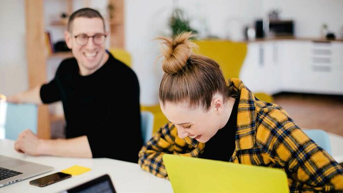 „Happy working people” sind die Grundlage für unternehmerischen Erfolg – davon zeigen sich viele mittlerweile überzeugt.