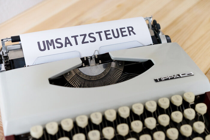 vat-5275240_1920_umsatzsteuer_markus-winkler_pixabay.jpg