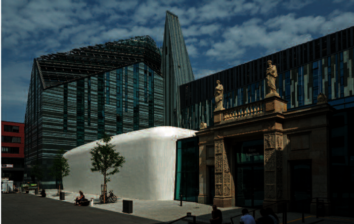 Eingang zum Hauptgebäude Augusteum über den Innenhof, dem Leibnizforum.