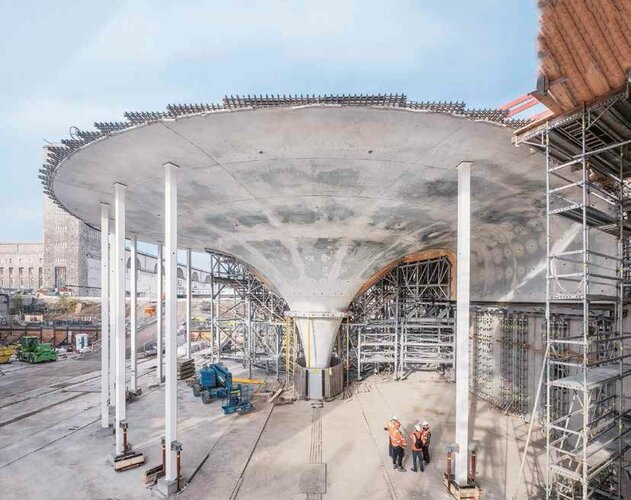 Betonierte Kelchstütze für die Bahnsteighalle des neuen Stuttgarter Tiefbahnhofs.