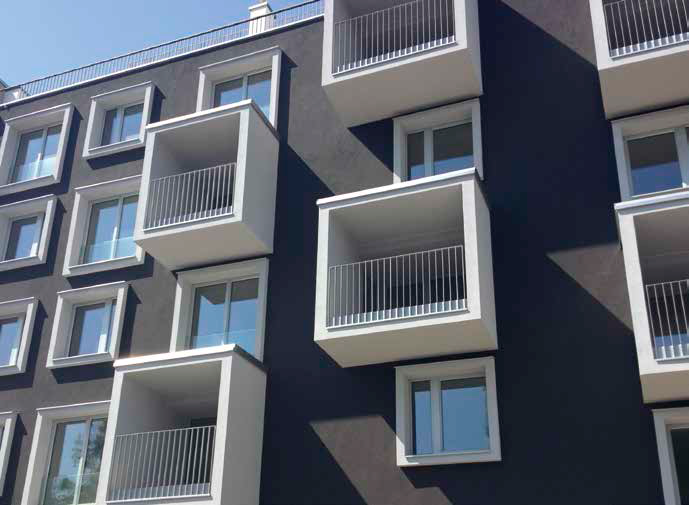 Das neue Sohlbankanschlussprofil von Austrotherm ist vielfältig einsetzbar, z. B. zur Überdachung von Fensterumrahmungen.