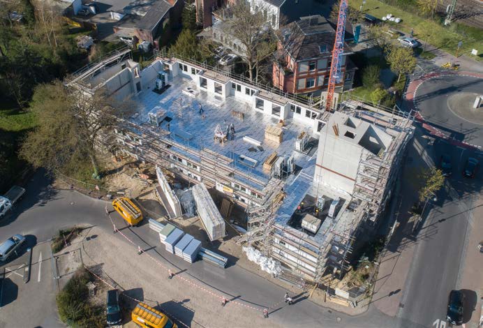 In Herzogenrath entsteht derzeit ein fünfgeschossiges Appartementhaus in Holzbauweise. 