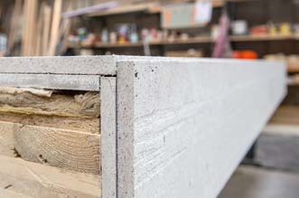 Die Wohnungstrennwände und die Trennwände zwischen den Nutzungseinheiten und anders genutzten Räumen werden als tragende Holzwände in F60-B und K260 Kapselung hergestellt. Sie erhalten beidseitig eine doppelte Beplankung aus Gipsfaserplatten.