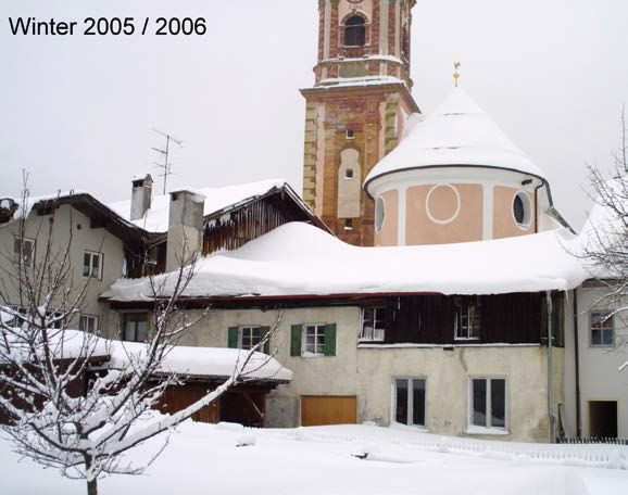 Das Zentrum von Mittenwald am 9.03.2006. Im Gegensatz zu 2019 starke Verwehungen. 