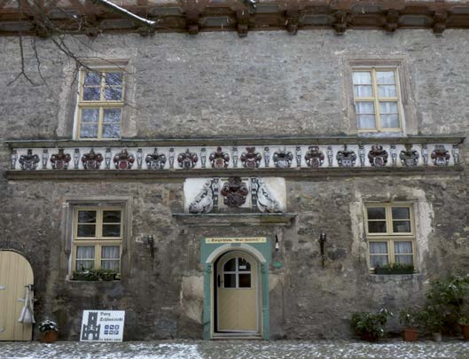 Heute wird die Burg als Burgladen, Museum, Veranstaltungsort, Ausstellungsort, Aussichtsturm und Gaststätte genutzt.