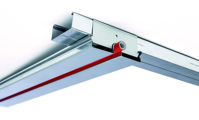 Jaeger_IGR2.png Das Herzstück des Trockenbau-Deckensystems ist ein europaweit zum Patent angemeldetes Metallprofil mit Nut.