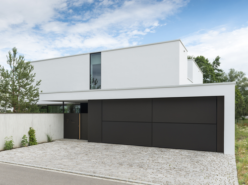 Kaeuferle_DesignAward18-2.png Das horizontal teilbare HT-Tor erlaubt eine individuelle Gestaltung der Anlage.