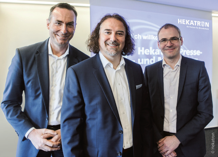 Christian Rudolph, Leiter Rauchschaltanlagen und Rauchwarnmelder; Andreas Seltmann, Leiter Marketing; Hartmut Dages, Leiter Produktmanagement (v.l.n.r.)