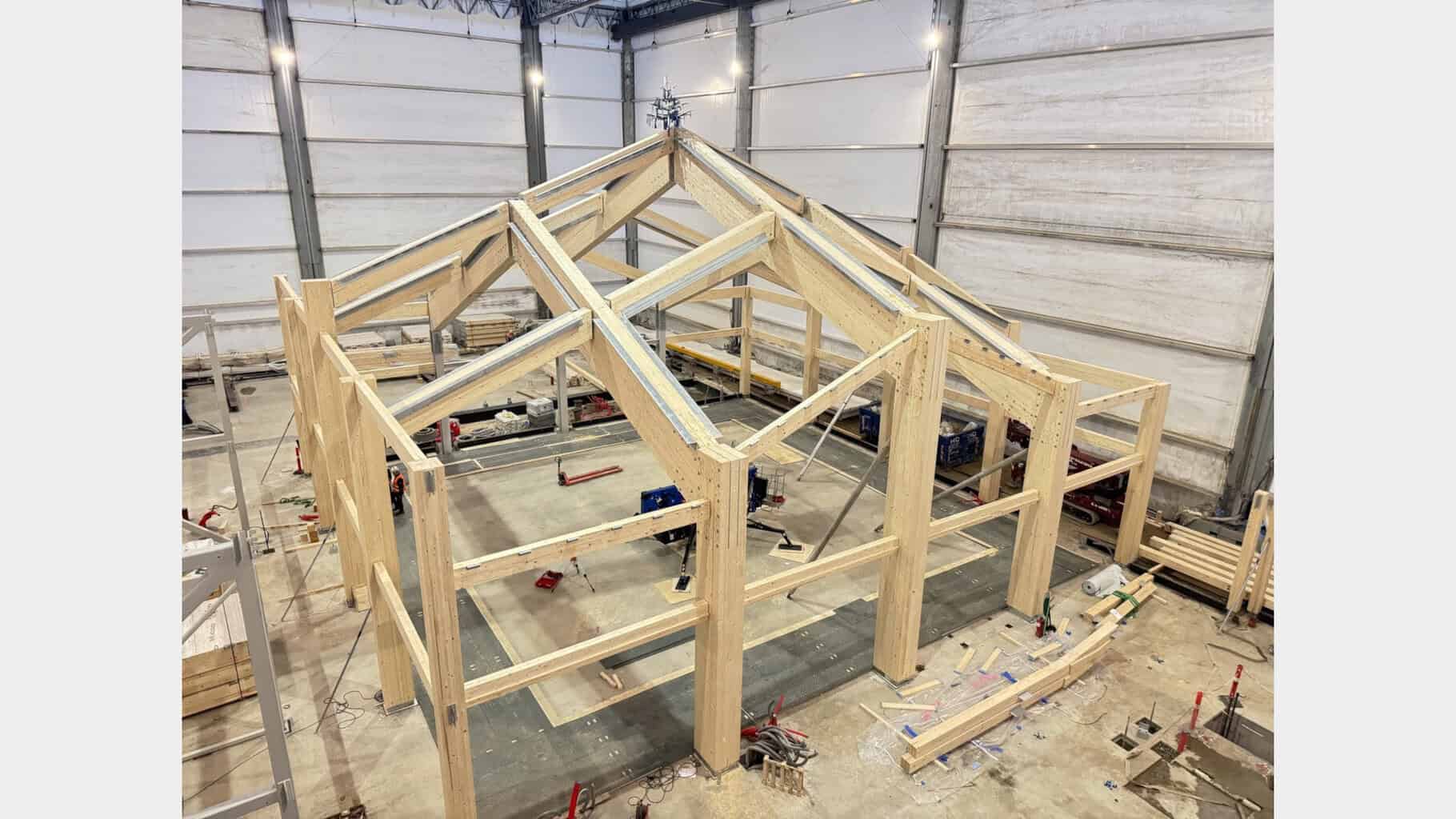 Die Montage der Tragkonstruktion ist im Oktober 2025 gestartet. © Christian Bestle/BC Montagebau GmbH