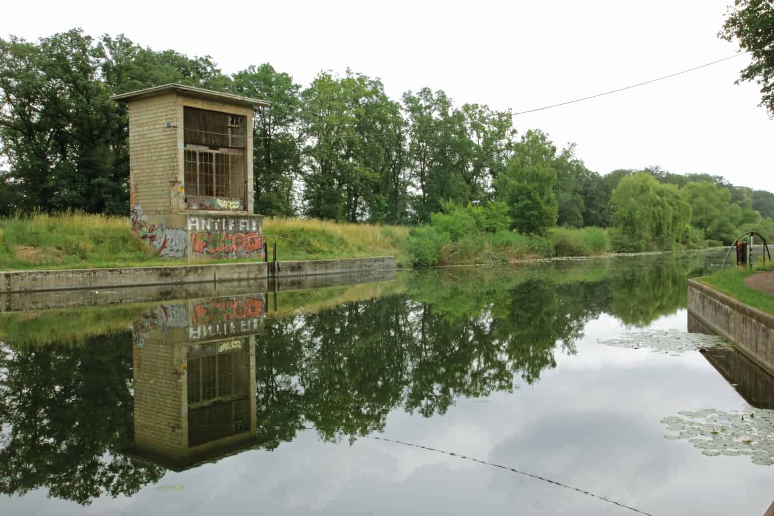 Reste eines Sperrtors bei Burghausen © Foto: David Tiefenthaler