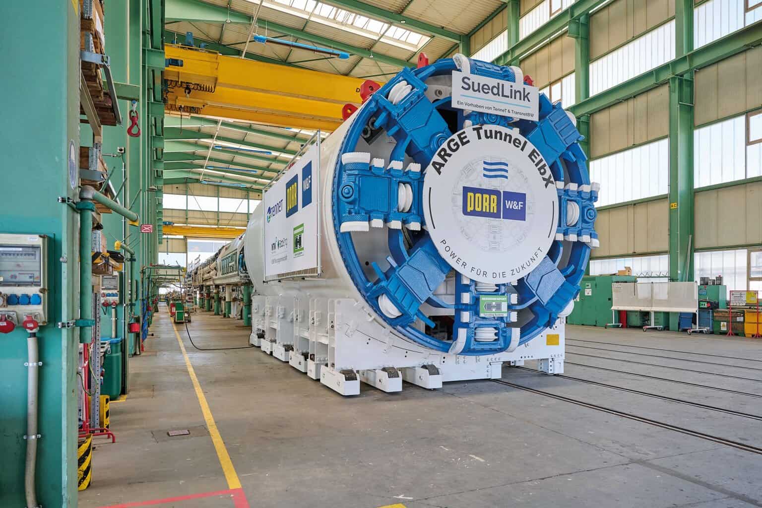 Die für das Projekt entwickelte TBM ist speziell für die wechselnden Bodenverhältnisse unter der Elbe ausgelegt und wird im maschinellen Vortrieb mit Tübbingausbau arbeiten. © TenneT TSO GmbH