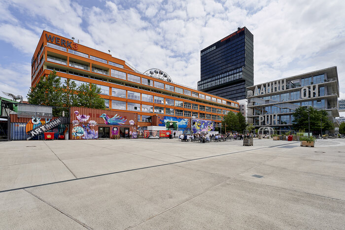 Seit 2016 hat sich das ehemalige Gelände der Pfanni-Werke im Münchner Osten in ein modernes Stadtquartier mit einer "mitreißenden urbanen Energie" verwandelt