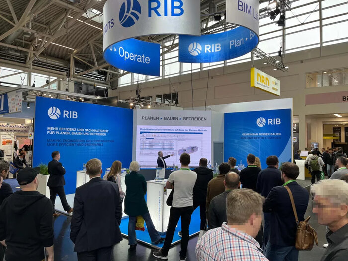Auf der BAU 2025 wird es am Messestand von RIB (Halle 3
