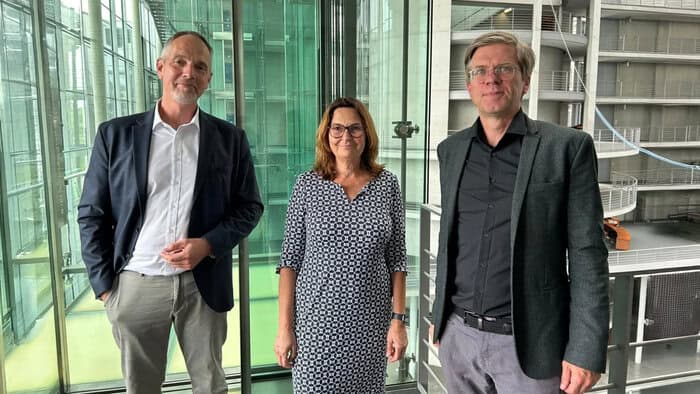 Austausch im Deutschen Bundestag: Martin Falenski, Mechthild Heil MdB und Dipl.-Ing. Marcel Kaupmann© BIngK