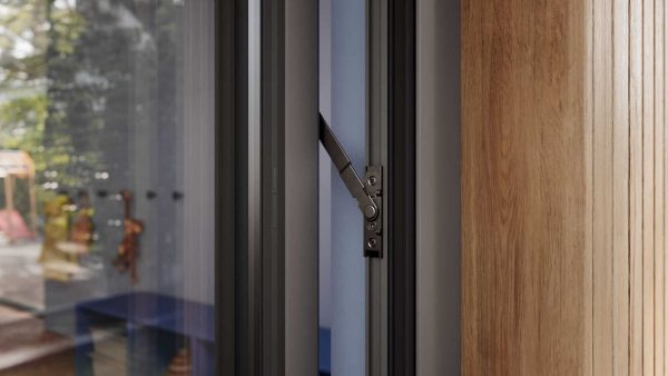 Die Öffnungsbegrenzer können beispielsweise in Kindergärten und Schulen eingesetzt werden. Sie sorgen für eine stetige Lüftung und bieten gleichzeitig ein hohes Sicherheitsniveau. © Winkhaus