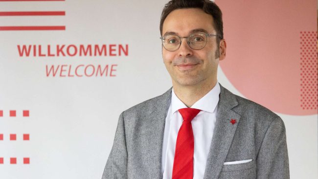 Edgar Nehlsen ist Professor für Naturnahen Wasserbau. © TH Lübeck