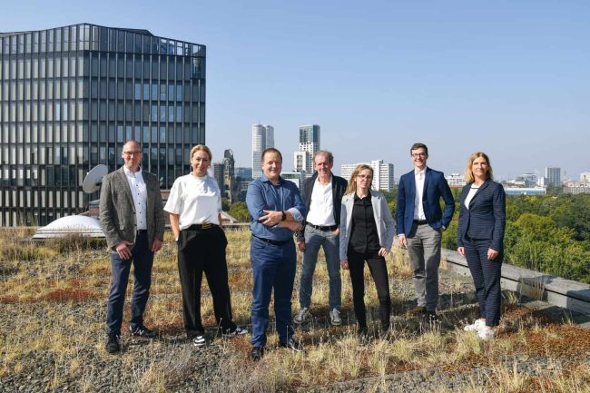 Die Jury des Deutschen Brückenbaupreises 2025 (v.l.): Dr.-Ing. Christian Böttcher, Dr. Christine Lemaitre, MR Prof. Dr.-Ing. Gero Marzahn, Andreas Keil, Prof. Dr.-Ing. Yvonne Ciupack, Prof. Dr.-Ing. Michael Kraus, Anja Vehlow © Torsten George/DBBP