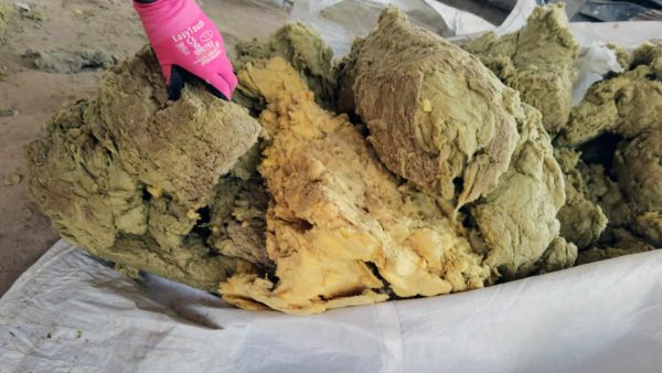 Mineralwolleabfälle vor der Aufbereitung © Rohrdorfer Unternehmensgruppe