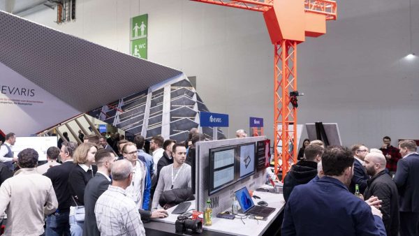 Nevaris Bausoftware und 123erfasst präsentieren auf der digitalBau in Köln Innovationen rund um BIM, Infrastrukturbau, KI, das neue Nevaris Connect und digitale Kalkulation in der mobilen Baustellenanwendung. © Messe München GmbH