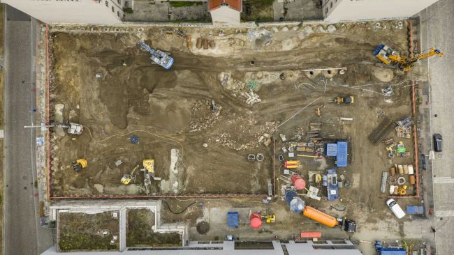 Porr Spezialtiefbau übernimmt die anspruchsvolle Baugrube des Berliner Forty4 in innerstädtischer Lage und setzt dabei auf eine emissionsarme Bauweise. © PORR