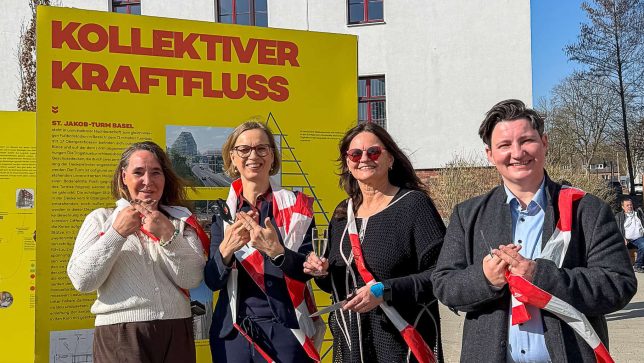 Feierliche Ausstellungseröffnung durch (v.l.n.r.) Dipl.-Wirtsch.-Jur. Jessica Bernert, Prof. Dr.-Ing. Antje Bernier, Dr.-Ing. Gesa Haroske und Nicole Pralow © Hochschule Wismar