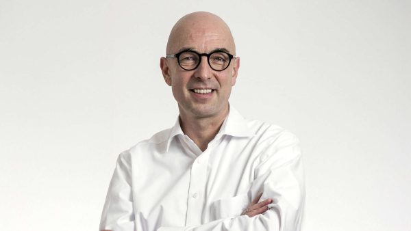 Prof. Dr.-Ing. Stephan Engelsmann, Gründer und geschäftsführender Gesellschafter des Ingenieurbüros Engelsmann Peters, Professor für Konstruktives Entwerfen und Tragwerkslehre an der Staatlichen Akademie der Bildenden Künste Stuttgart und Präsident der Ingenieurkammer Baden-Württemberg © Ingenieurkammer Baden-Württemberg