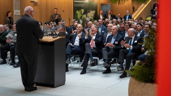 THD-Präsident Prof. Waldemar Berg bei der gemeinsamen feierlichen Eröffnung des Campus Mainburg und des Wolf Campus © Stefan Kunz / THD