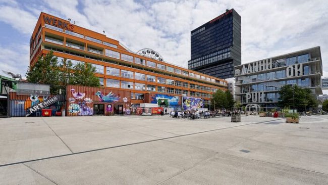 Seit 2016 hat sich das ehemalige Gelände der Pfanni-Werke im Münchner Osten in ein modernes Stadtquartier mit einer "mitreißenden urbanen Energie" verwandelt