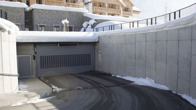 Ein Praxisbeispiel für die Umsetzung von Winterschutzsystemen zeigt das Hotel Dachsteinkönig in Gosau