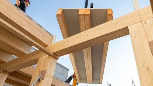 Mit dem Einbau zweier wiederverwendeter HBV-Elemente aus einem vorangegangen Großversuch geht Brüninghoff einen weiteren Schritt zur Schonung von Ressourcen. © Brüninghoff