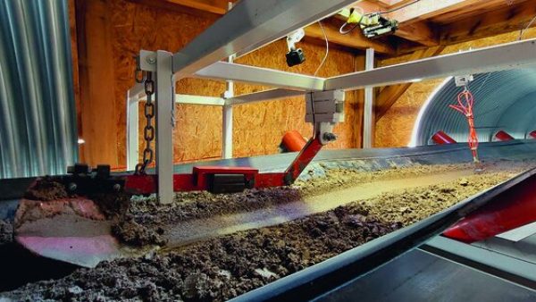 Das Messsystem besteht unter anderem aus einem Kugelpendel