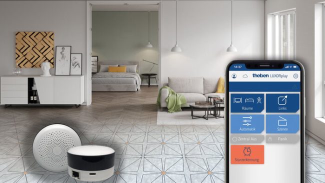 Die Integration smarter Assistenzsysteme wie z. B. Notrufsysteme gelingt ganz einfach. © Theben AG